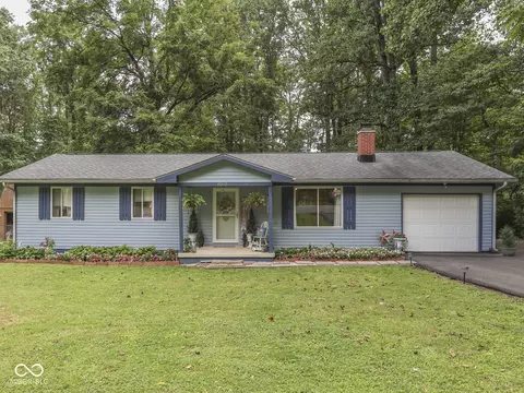 8502 S Fleming Dr, Nineveh, IN 46164