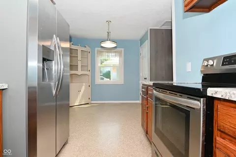 Kitchen - 304 E Park, Plainfield, IN 46168 photo 1 of 2
