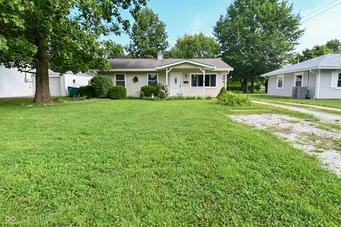 Exterior - 304 E Park, Plainfield, IN 46168 photo 1 of 7