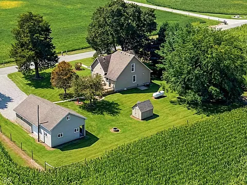 1386 E 700 N, Fortville, IN 46040