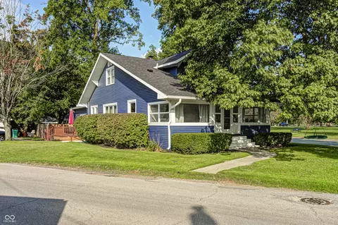 102 W Ulen Dr, Lebanon, IN 46052