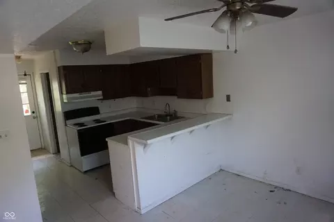Living - 4635 W Sunset Ave, Bloomington, IN 47403 photo 3 of 3