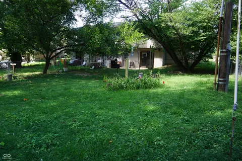 Exterior - 4635 W Sunset Ave, Bloomington, IN 47403 photo 4 of 5