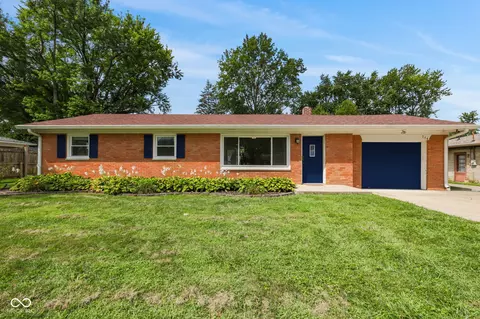 714 Howard Dr, Greenwood, IN 46142