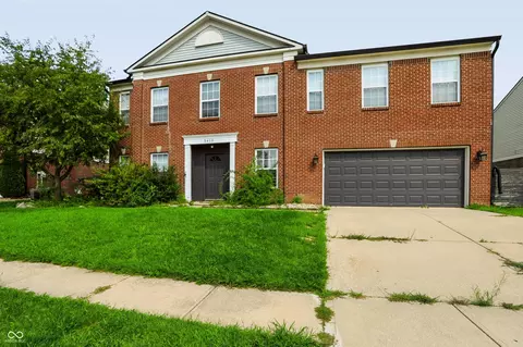 5415 Grassy Bank Dr, Indianapolis, IN 46237
