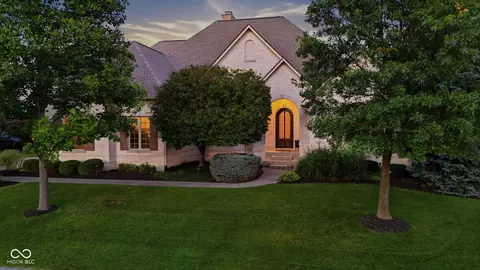 11435 Golden Bear Way, Noblesville, IN 46060