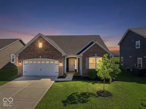 6729 Birmingham Ave, Mccordsville, IN 46055