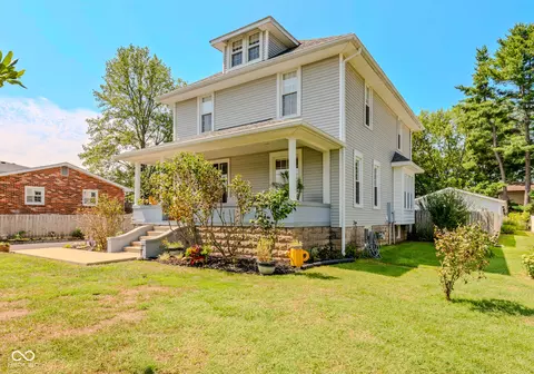 1306 S Walnut St, Seymour, IN 47274