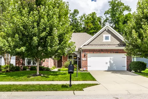 1064 Serenity Ct, Indianapolis, IN 46280