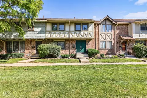 8119 Bromley Pl, Indianapolis, IN 46219
