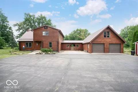 111 N Main St, Amboy, IN 46911