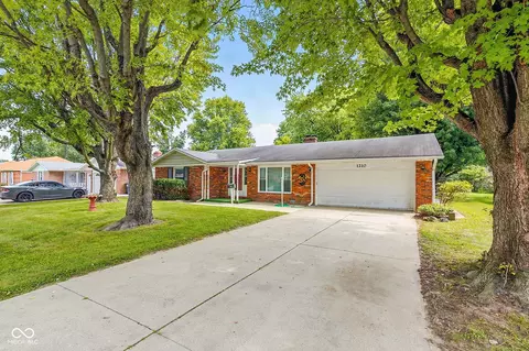 1210 Morningside Dr, Anderson, IN 46011