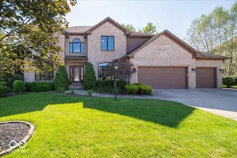1727 Corral Ct, Greenwood, IN 46143