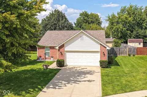 8360 Quillen Dr, Avon, IN 46123