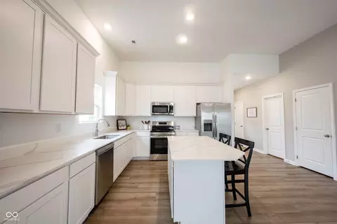 Kitchen - 1585 Pebble Beach Dr, Pendleton, IN 46064 photo 1 of 4
