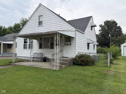 355 W 37th St, Anderson, IN 46013
