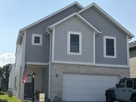 1424 Wigwam Ln, Martinsville, IN 46151