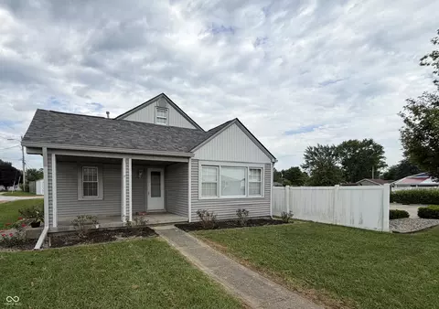 621 Apple St, Greenfield, IN 46140