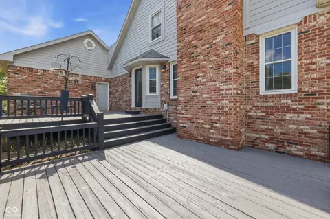 Exterior - 2135 Bobby Ct, Plainfield, IN 46168 photo 11 of 12