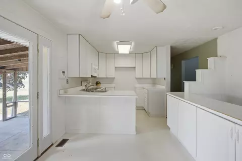 Kitchen - 5628 Denois St, Columbus, IN 47201 photo 1 of 3