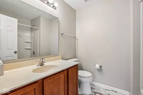 Bath - 13063 E 131st St, Fishers, IN 46037 photo 2 of 3