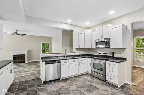 Kitchen - 13063 E 131st St, Fishers, IN 46037 photo 1 of 2
