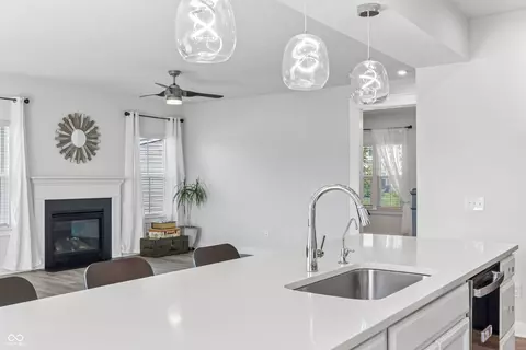 Kitchen - 2536 Dorset Dr, Plainfield, IN 46168 photo 6 of 12