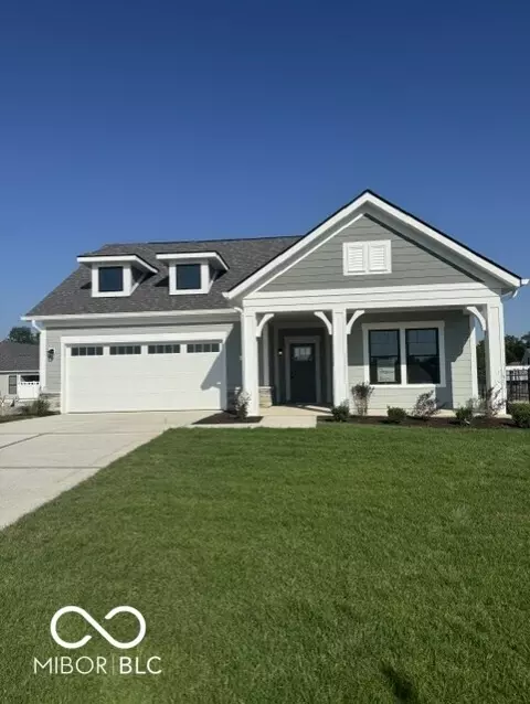 7088 Shenandoah St, Zionsville, IN 46077
