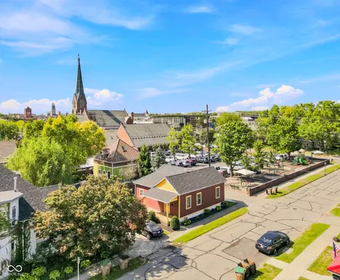 View/Area - 521 8th St, Columbus, IN 47201 photo 1 of 1