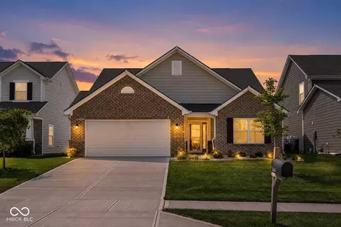 5854 Cherrywood Ln, Mccordsville, IN 46055