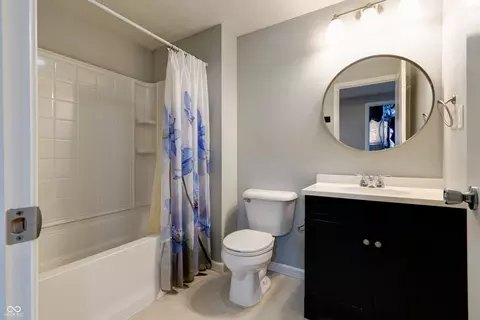 Bath - 2291 Solidago Dr, Plainfield, IN 46168 photo 5 of 5