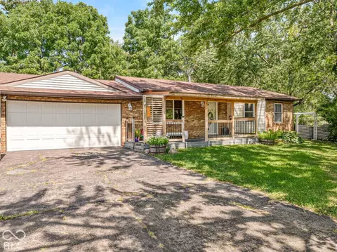 353 Broken Arrow Cir, Indianapolis, IN 46234