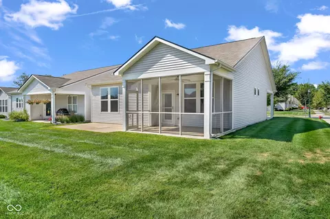Exterior - 4727 Lilac Dr, Plainfield, IN 46168 photo 8 of 14