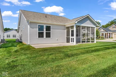 Exterior - 4727 Lilac Dr, Plainfield, IN 46168 photo 12 of 14