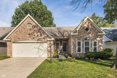 10764 Pimlico Cir, Indianapolis, IN 46280
