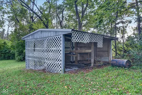 Exterior - 3146 Market St, Pendleton, IN 46064 photo 10 of 14