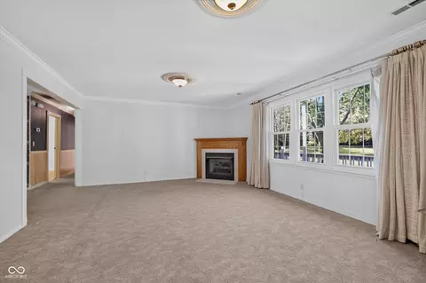 Living - 3146 Market St, Pendleton, IN 46064 photo 1 of 3