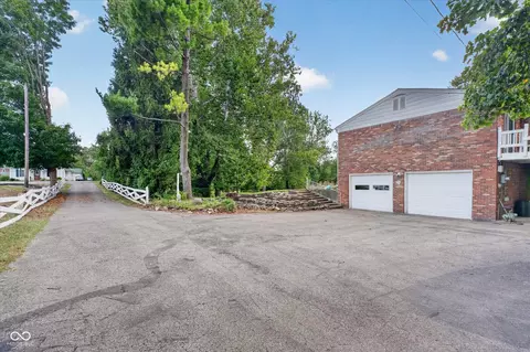 Exterior - 3146 Market St, Pendleton, IN 46064 photo 4 of 14
