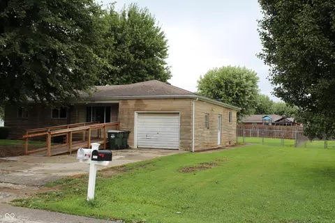 1006 W 9th St, Greensburg, IN 47240