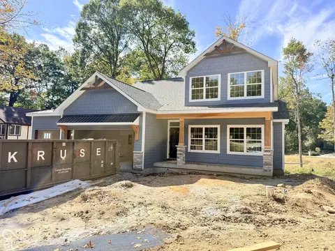 641 N Tulip Ct, Crawfordsville, IN 47933