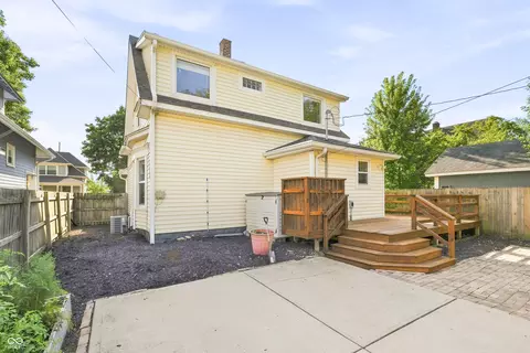 Exterior - 952 Eastern Ave, Indianapolis, IN 46201 photo 8 of 8