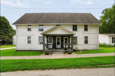 227 E Pine St, Knightstown, IN 46148
