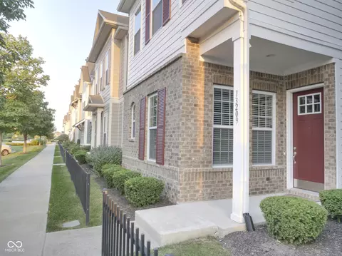 Exterior - 13209 E 131st St, Fishers, IN 46037 photo 3 of 7