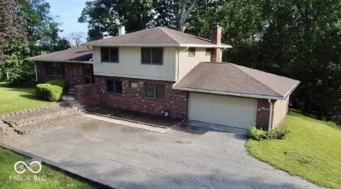 3 Golfview, Logansport, IN 46947