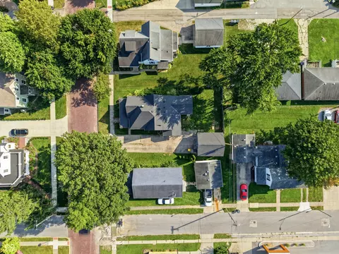 View/Area - 206 S Broadway St, Pendleton, IN 46064 photo 7 of 12