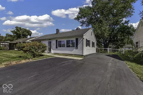 595 N Meridian St, Greenwood, IN 46143