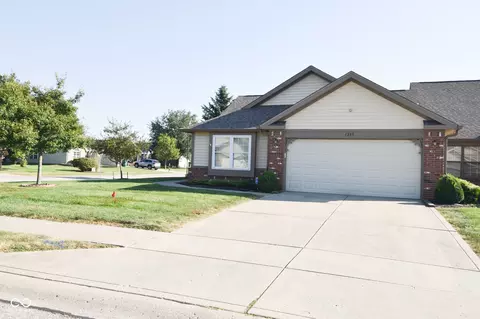1295 Worcester Way, Greenfield, IN 46140