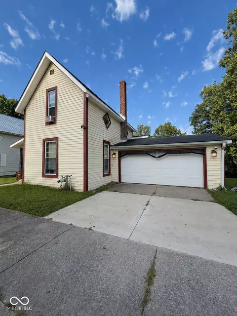 202 S Main St, Jonesboro, IN 46938