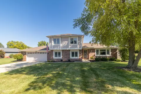 1008 Pauls Dr, Greenfield, IN 46140