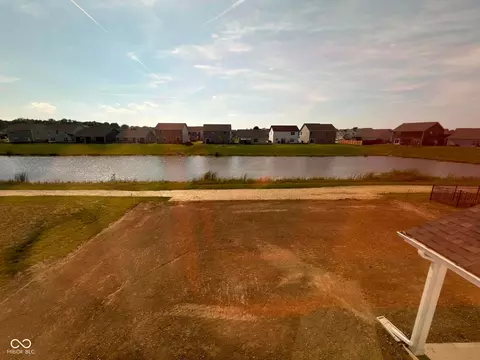 1671 Pebble Beach Dr, Pendleton, IN 46064 photo 2